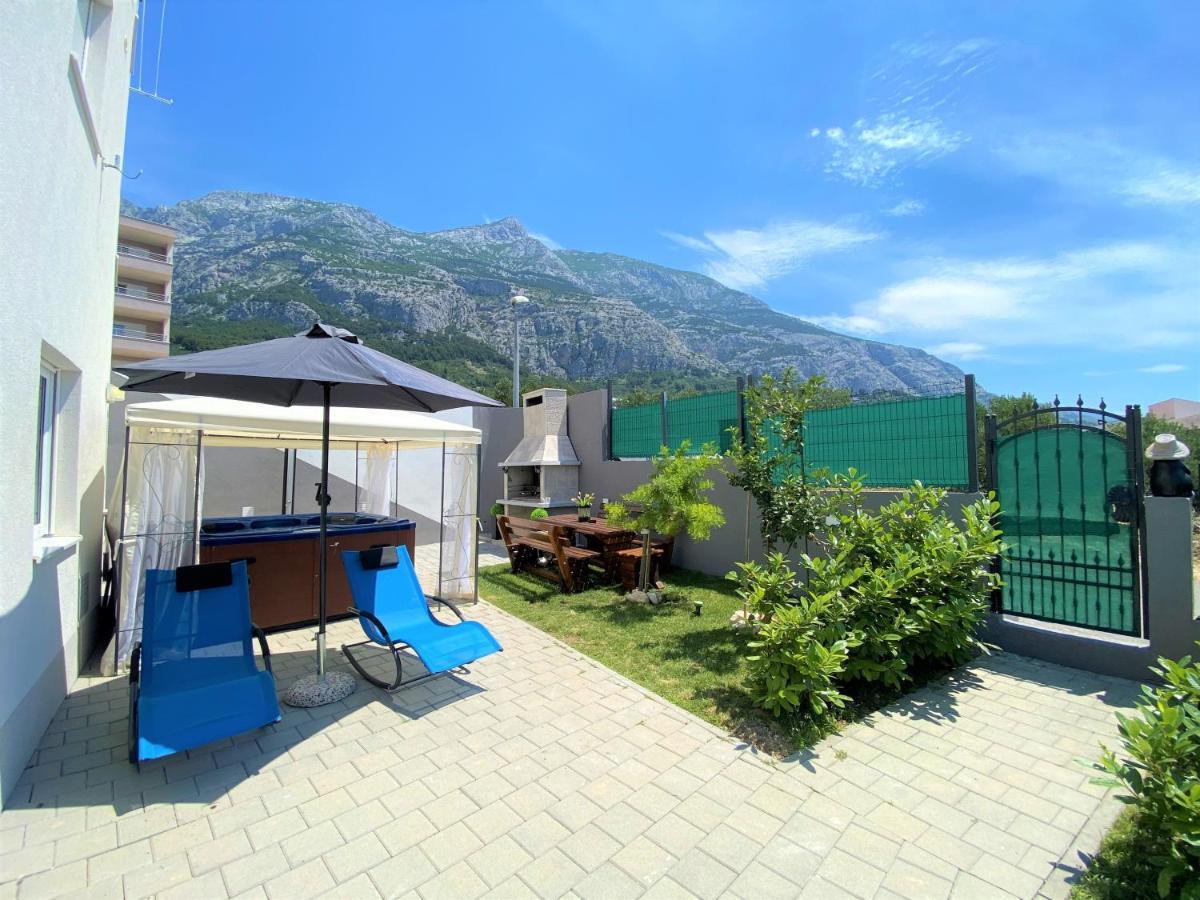 Lux Apartment Sea Shell With Jacuzzi Makarska Exterior photo