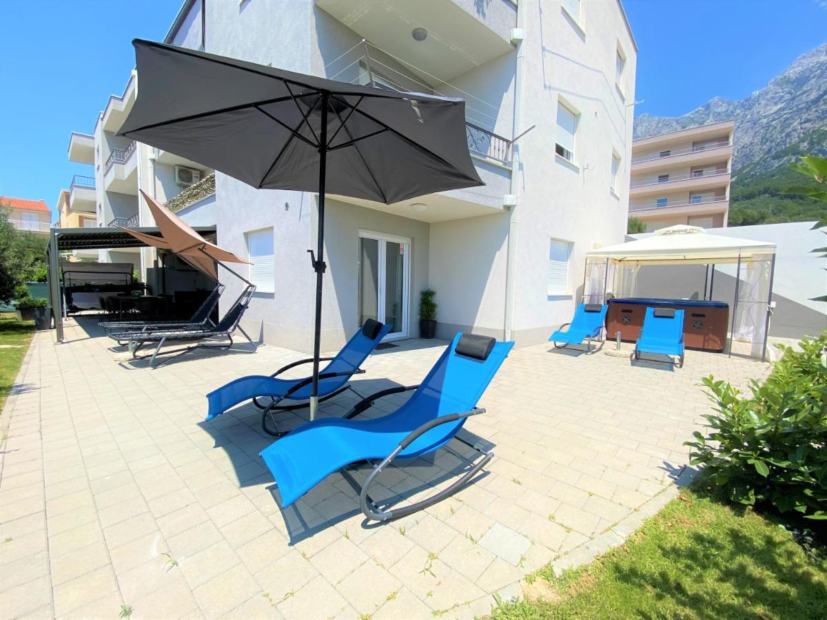 Lux Apartment Sea Shell With Jacuzzi Makarska Exterior photo